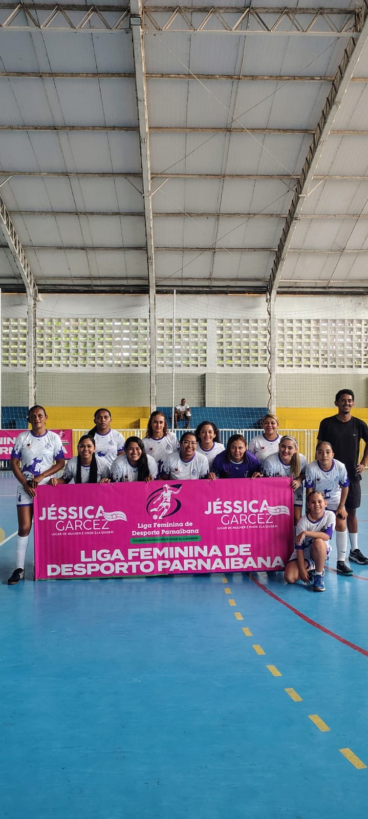 Amiguinhas,TPM,Real Fox vencem e mantém hegemonia do futsal feminino Parnaibano.