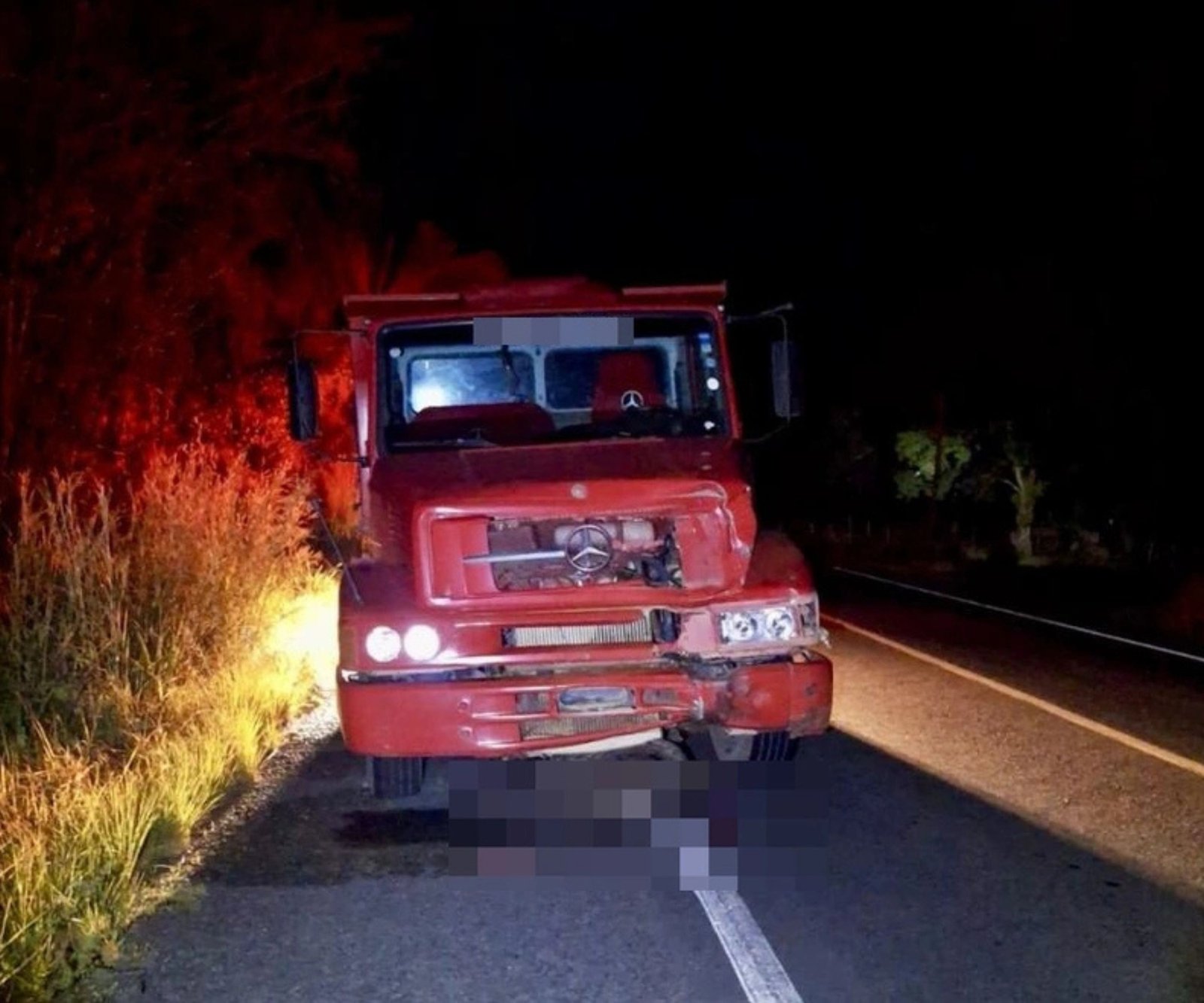 Jovem de 25 anos morre em colisão entre moto e caminhão na BR-316; motorista fugiu.